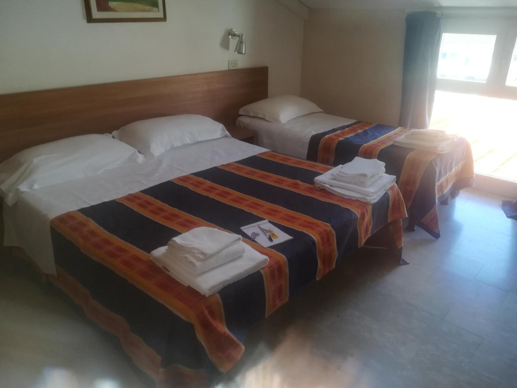 Hotel Derna Виареджо Екстериор снимка